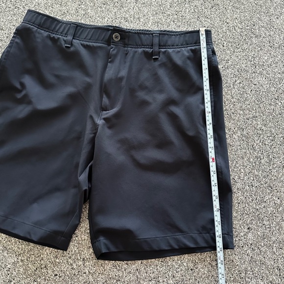 Under Armour Golf Shorts Men's 36 Black Flat Front Chino Stretch 9" - Picture 8 of 9